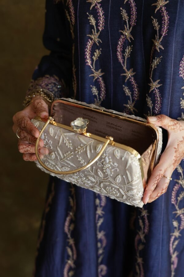 Grey Floral Motif Chikankari Linen Handle Sling Clutch - Image 3