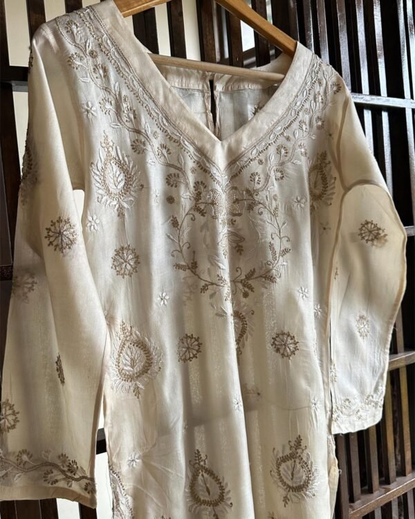 Mulberry silk resham Chikankari kurta - Image 3