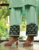 Mal Chanderi 𝑨𝒋𝒓𝒂𝒌𝒉 X Chikankari With Kamdani Work Kurta Set