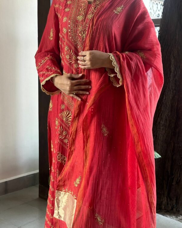 Malmal Mukaish Kamdani Chikankari Stitched Kurtas Dupatta Set - Image 3