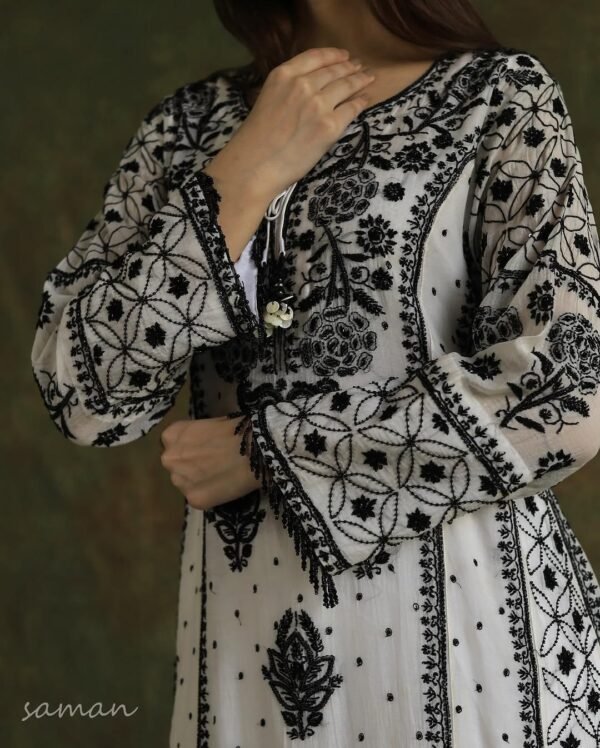 Monochrome Black & White Malmal Pearl Work Chikankari Anarkali With Dupatta - Image 2