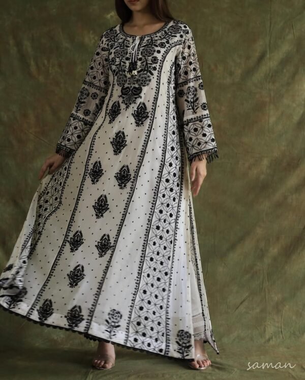 Monochrome Black & White Malmal Pearl Work Chikankari Anarkali With Dupatta - Image 5
