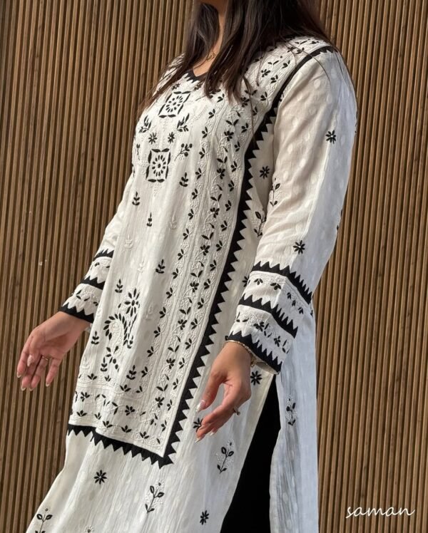 Monochrome Applique Cotton Kurta - Image 2