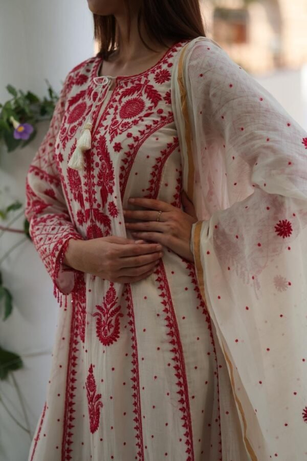 Red & White Mulmul Pearl Work Chikankari Anarkali With Dupatta - Image 7