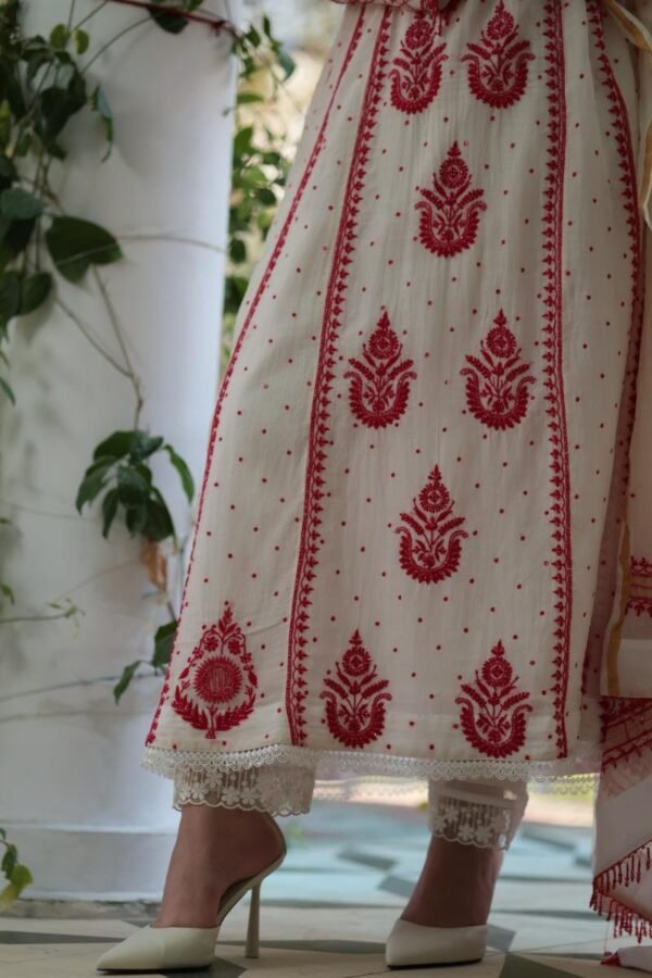 Red & White Mulmul Pearl Work Chikankari Anarkali With Dupatta - Image 8