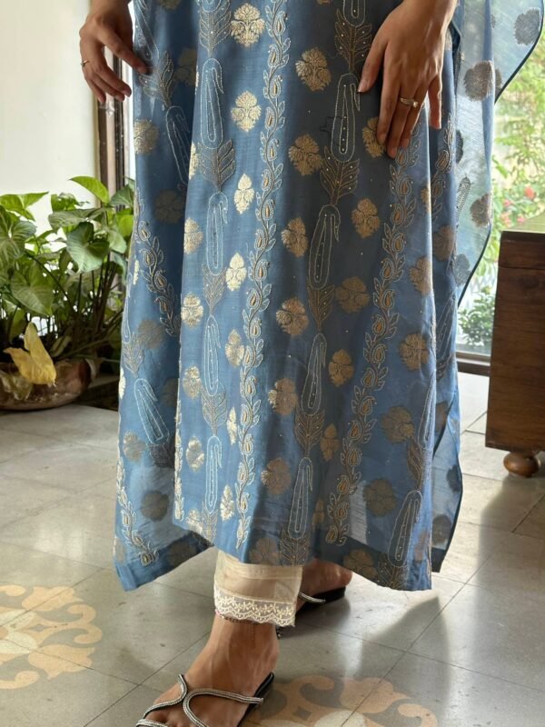 Zari Chanderi Chikankari Kaftans - Image 5