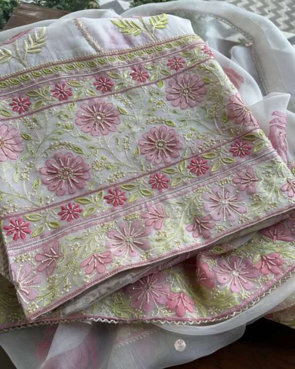 Noor Banarasi Organza Chikankari Unstitched Fabrics - Image 4