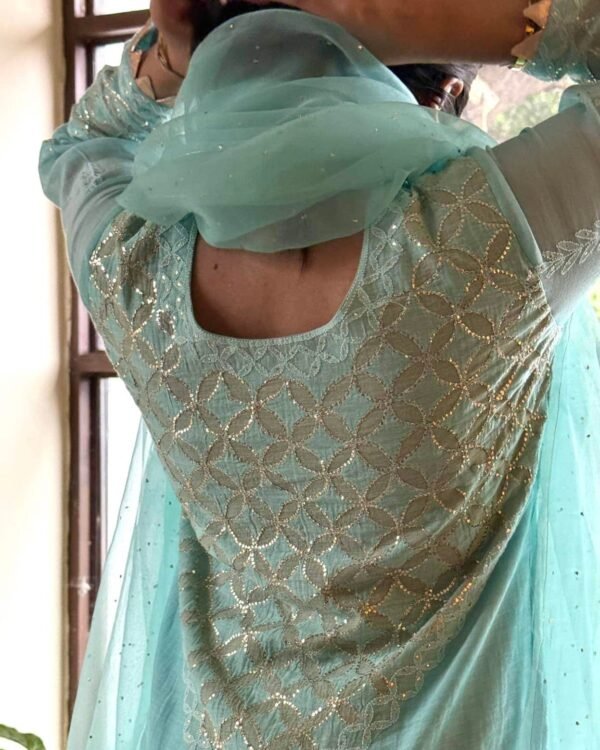 Daraz Applique Chikankari Mukaish Kurta Dupatta Set - Image 4