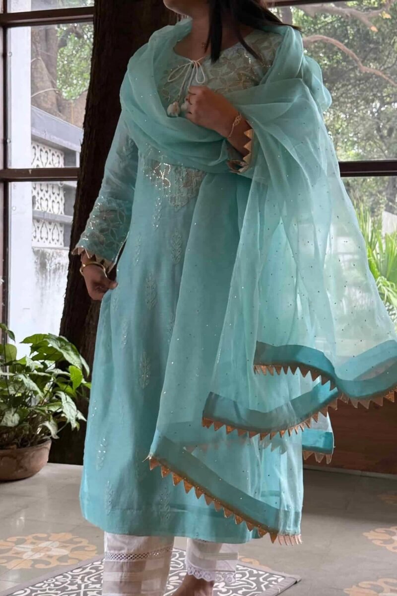 Daraz Applique Chikankari Mukaish Kurta Dupatta Set